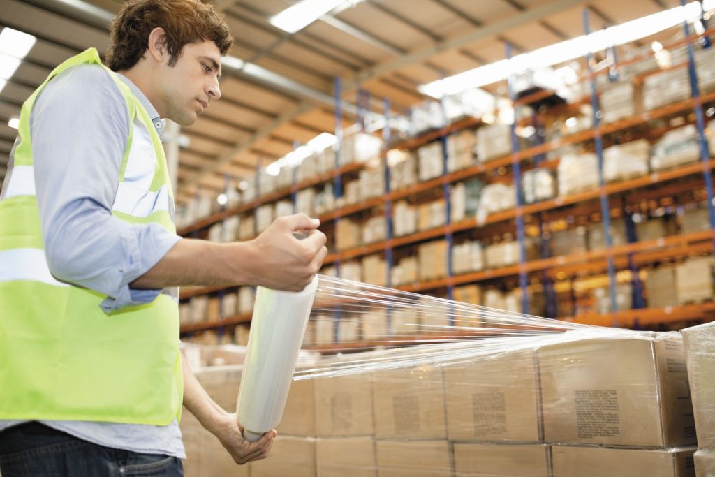 Co-packing : comment emballer efficacement vos lots de produits ?