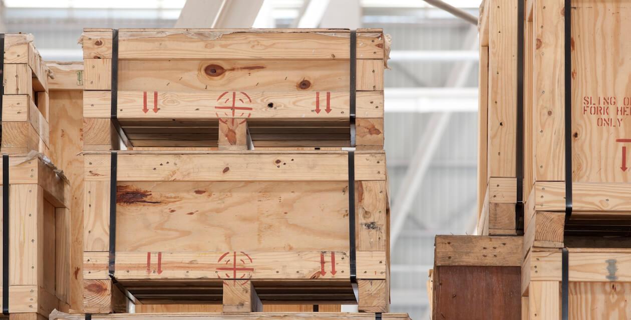 Quel est l'intérêt de la caisse en bois pour vos expéditions ?