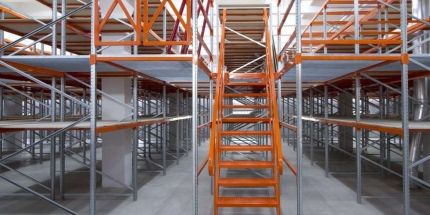 mezzanine sur rayonnage