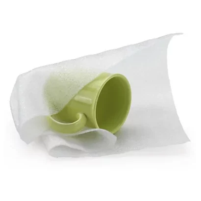 Film mousse prédécoupé en boîte distributrice