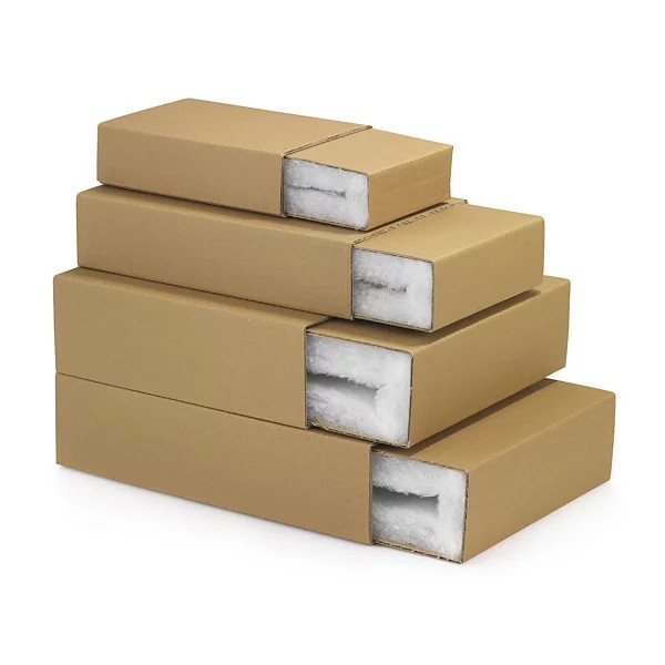 Boîte fourreau brune avec calage mousse recyclée